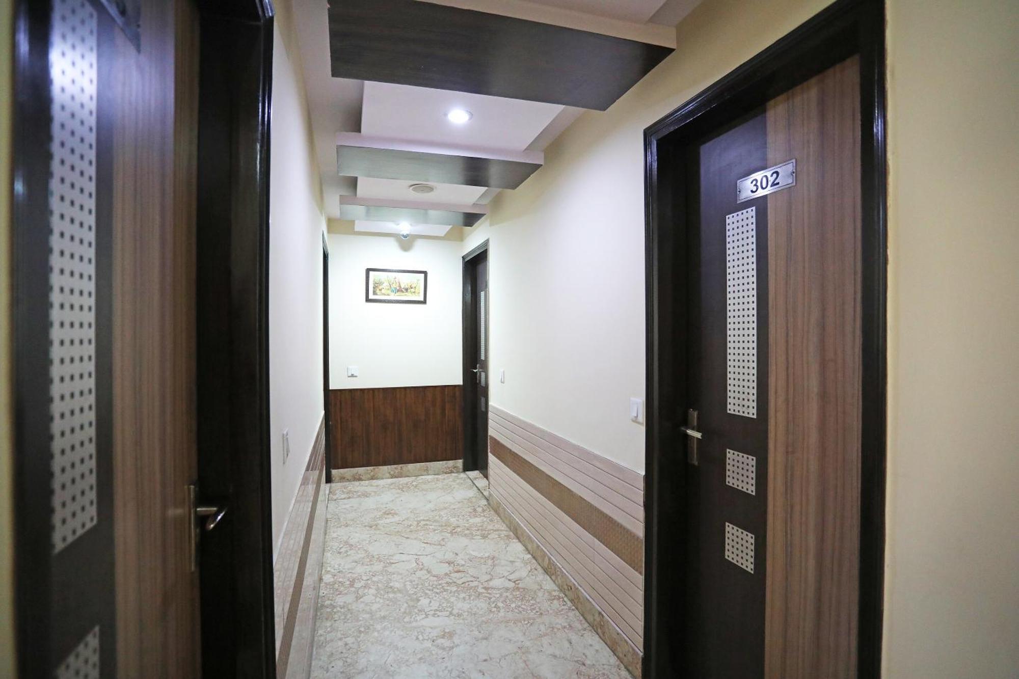 Oyo Hotel Vedas Heritage Delhi  Extérieur photo