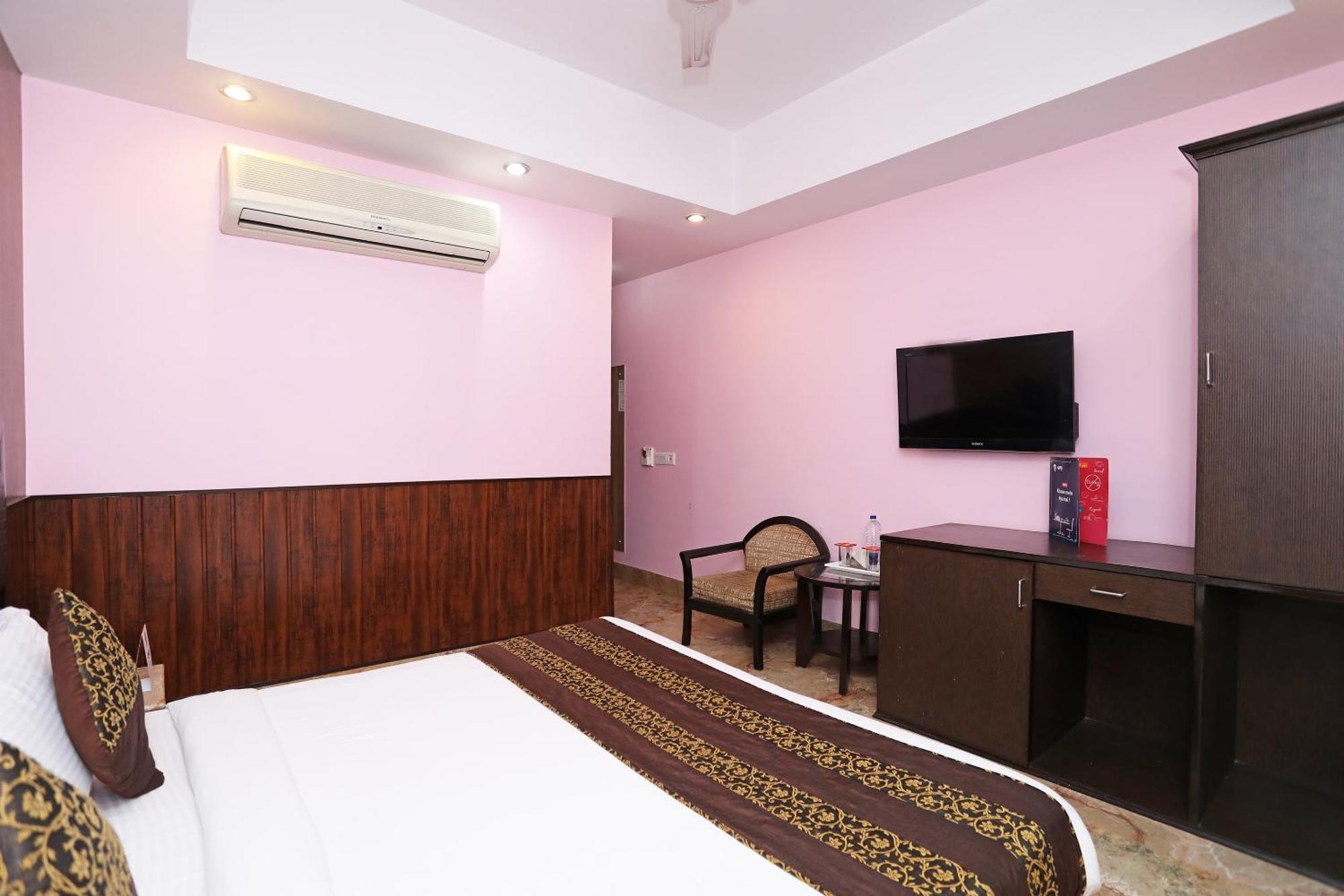 Oyo Hotel Vedas Heritage Delhi  Extérieur photo
